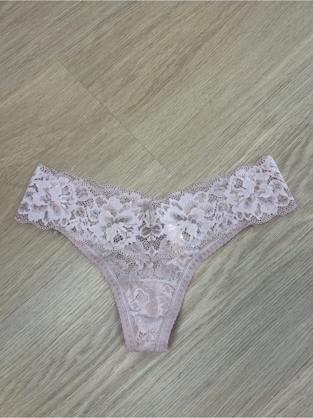 Soma Embraceable Allover Lace Thong Panty XS